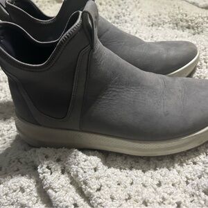 Ecco women’s Solace Chelsea Boots